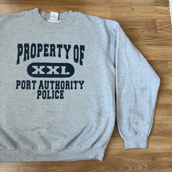 Vintage Port Authority Gildan Thick Crewneck - Picture 13 of 14